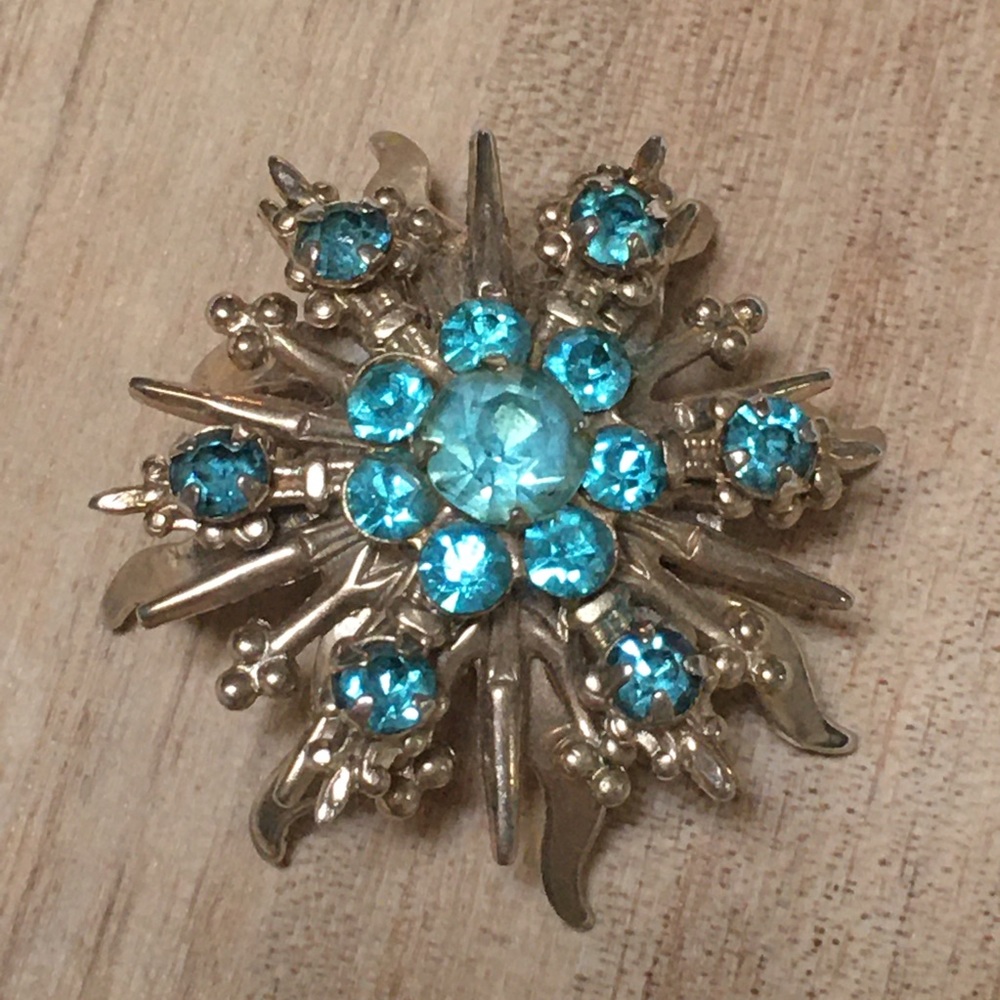 Vintage Star Burst Brooch